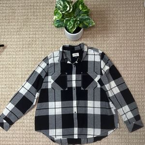 Universal Thread black and white plaid print cotton button